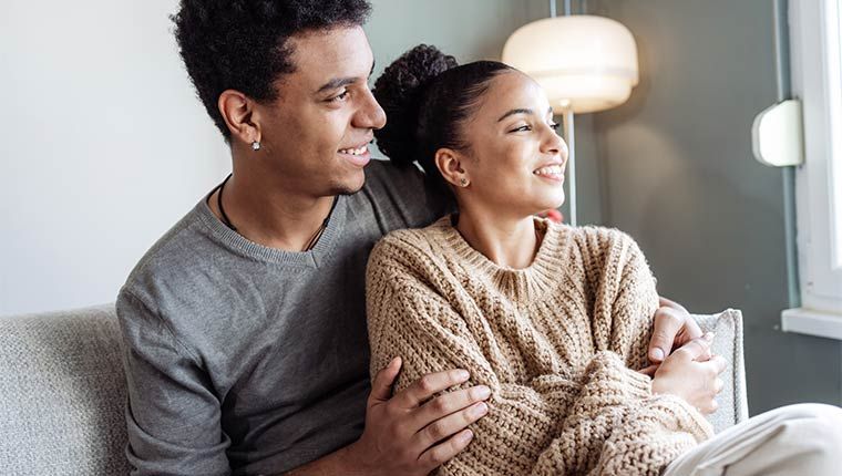 Man and woman in home with optimal lead levels.